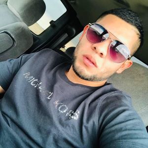 Meet your Posher, Eduardo